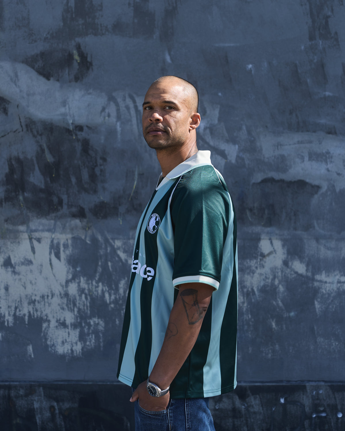 Trikot der Internationalen Widerstandsbewegung