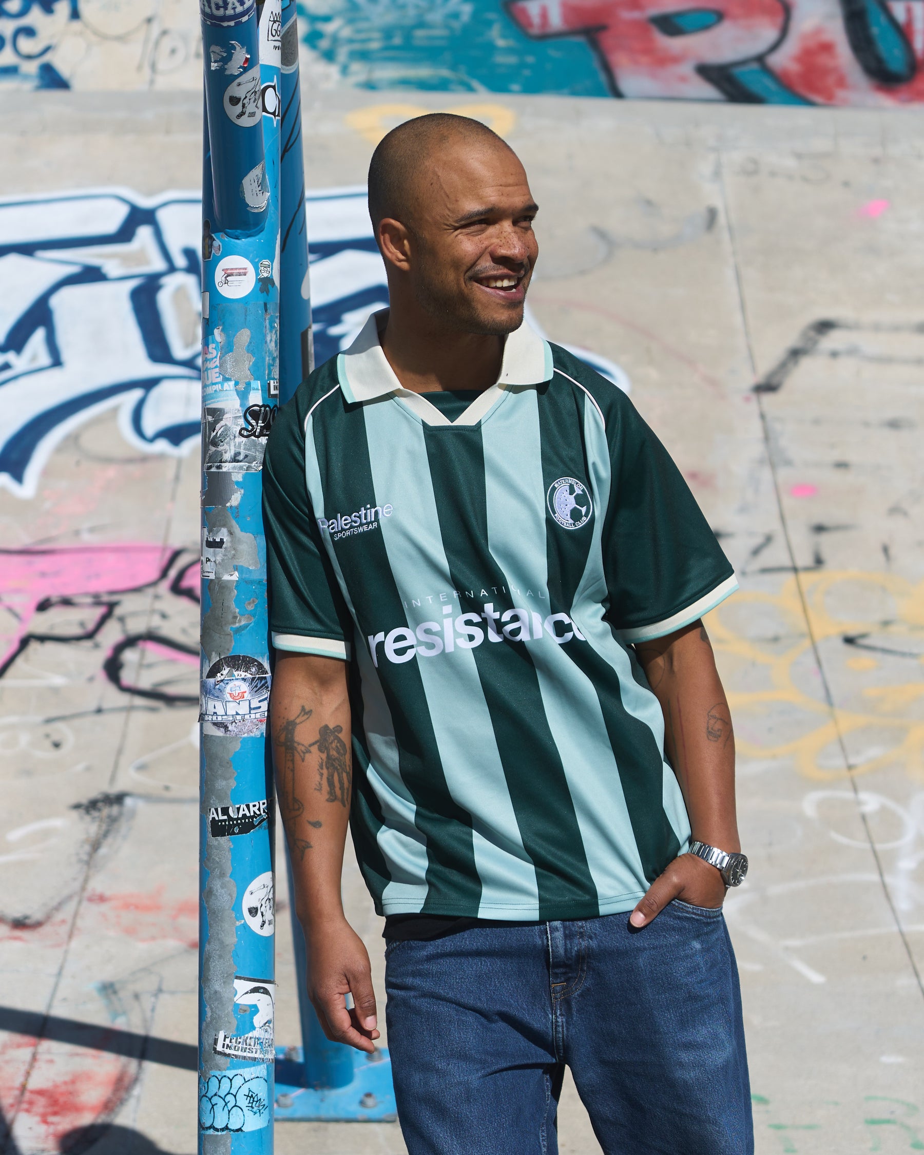 Trikot der Internationalen Widerstandsbewegung