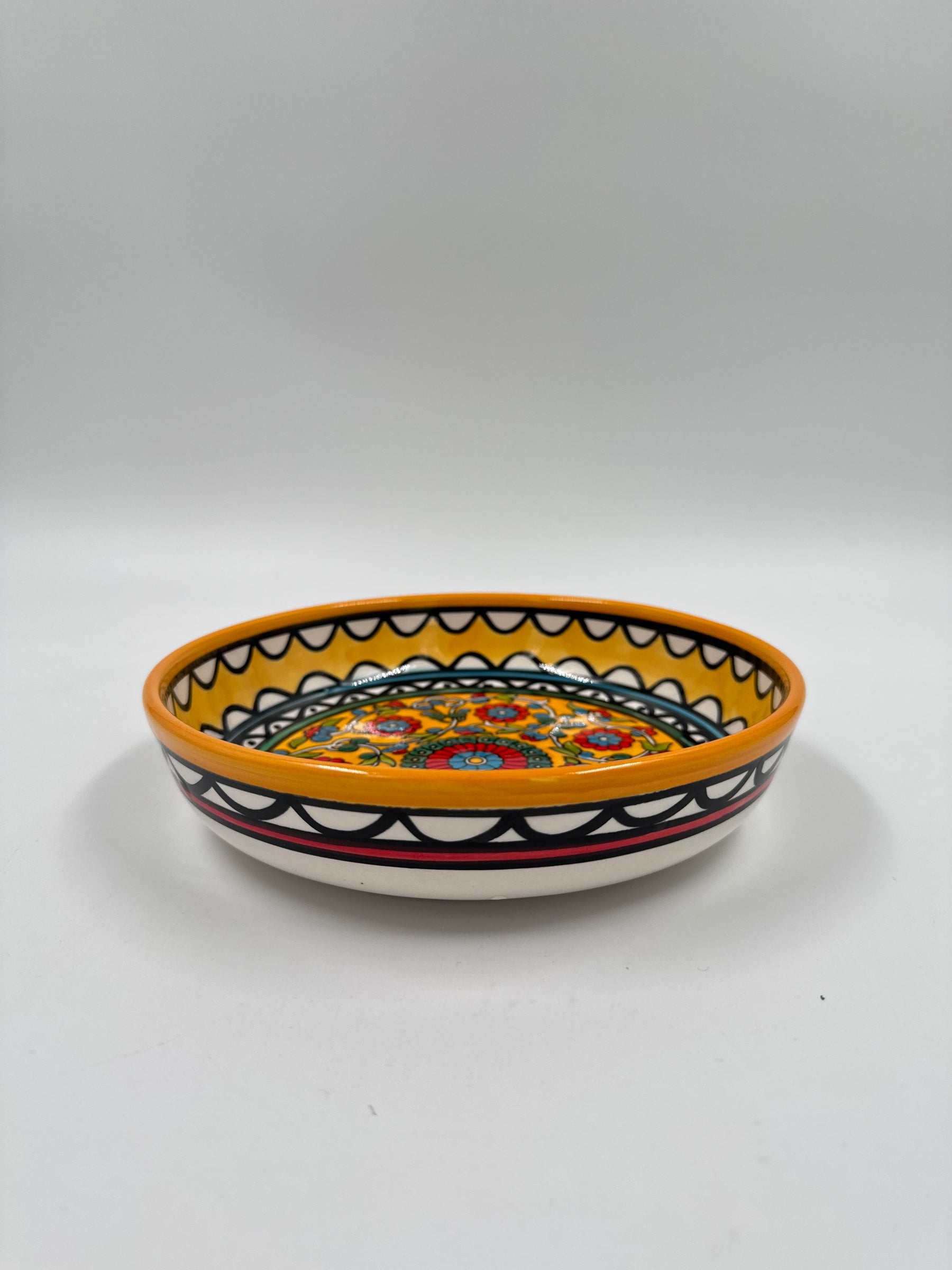 Shams Tray 18-23-28cm