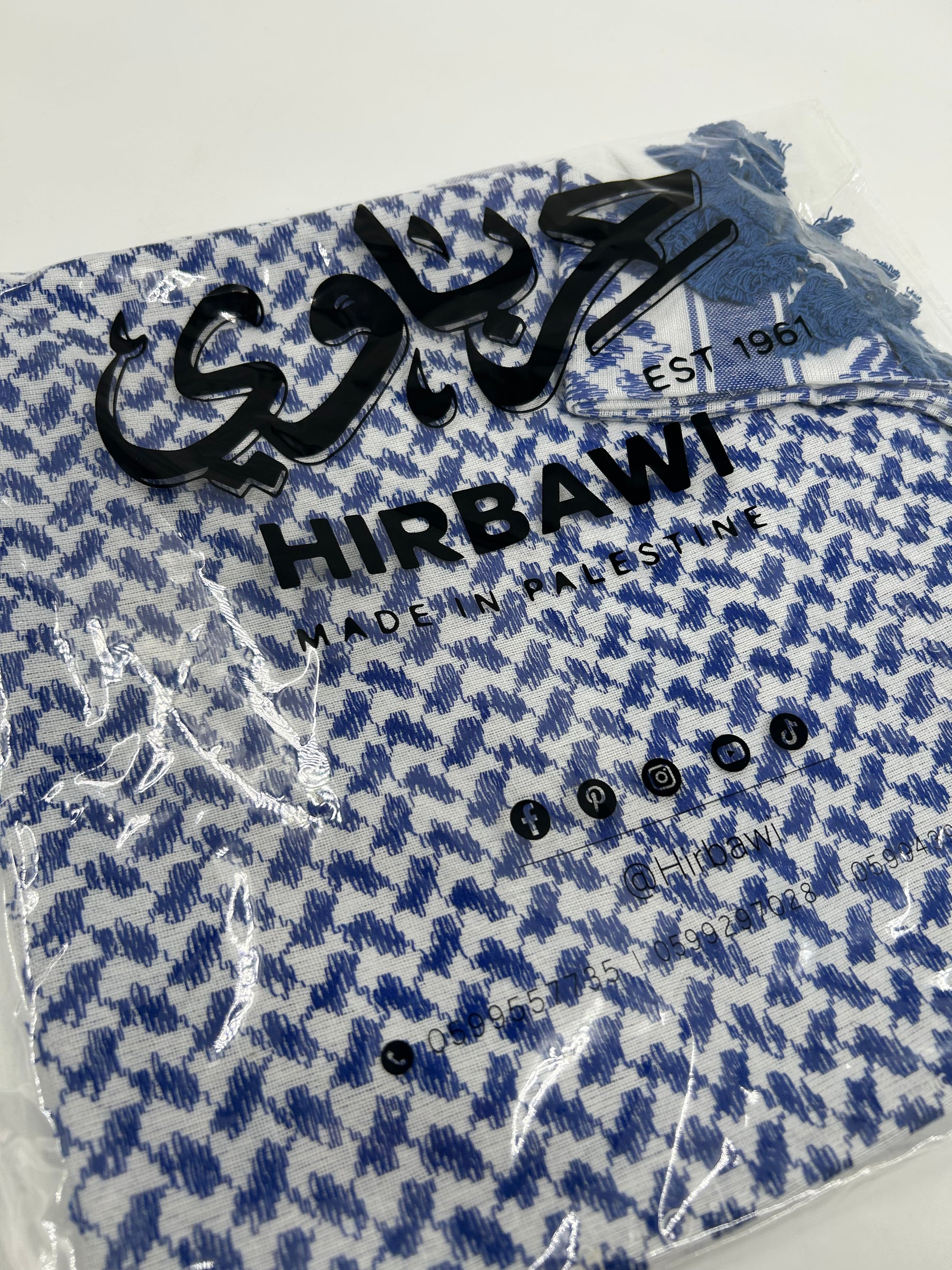 Authentieke Hirbawi kuffiyeh - lichtblauw