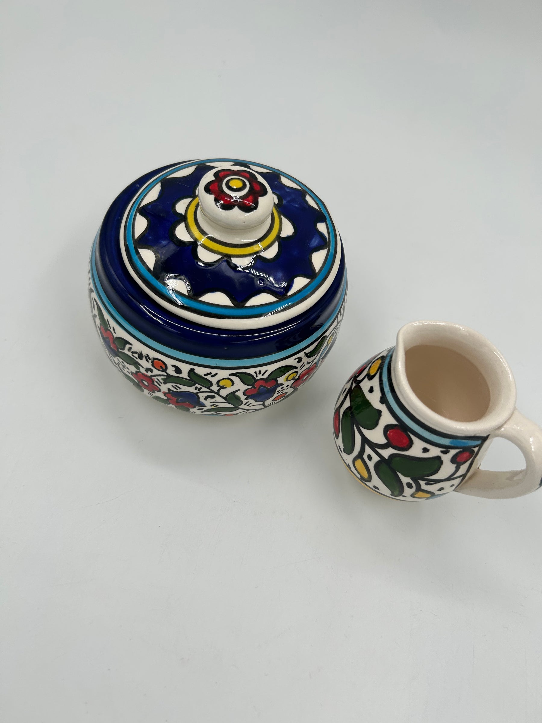 Al-Khalil-pot met deksel en creamer