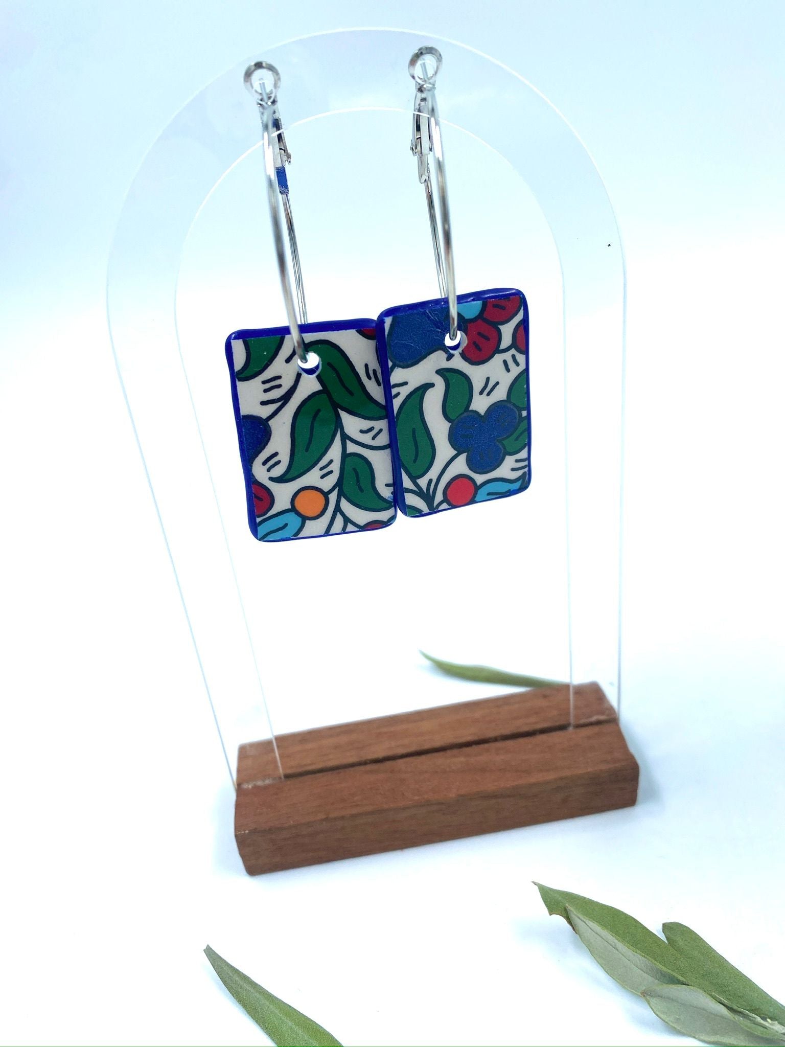 Håndlagde øredobber